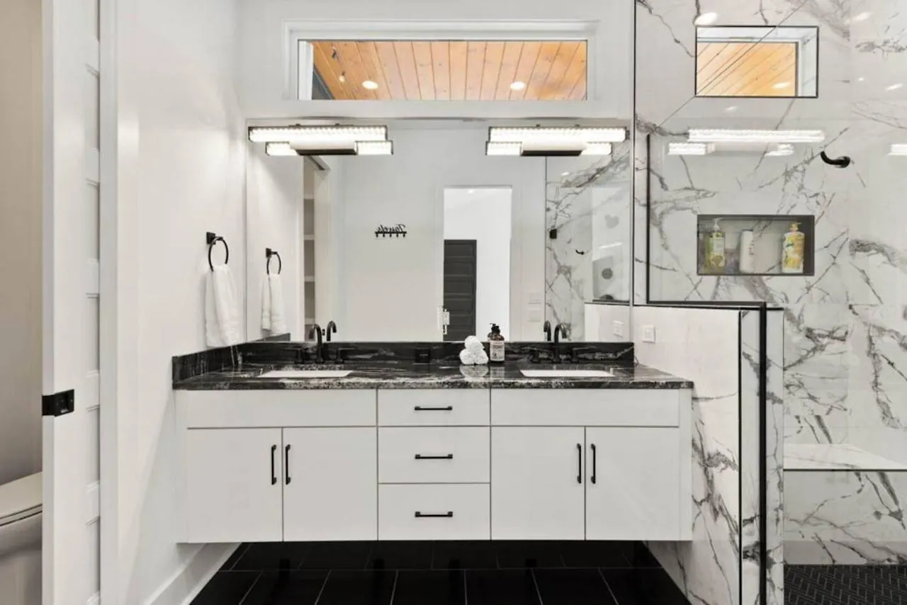 Vakantiehuis Luxurious 4Bd Home Sleeps 12 Minutes To Downtown With Parking Nashville