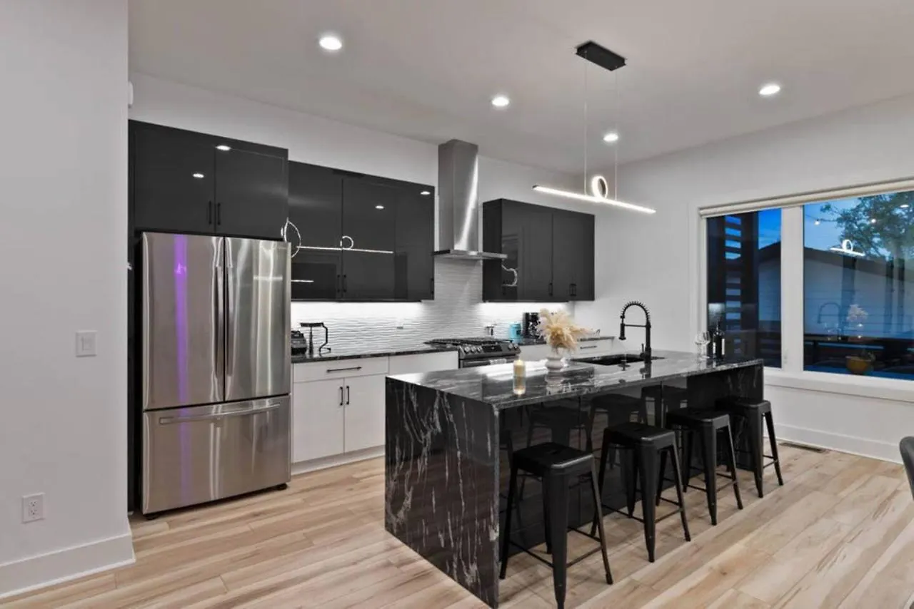 Luxurious 4Bd Home Sleeps 12 Minutes To Downtown With Parking Nashville 0*,  Verenigde Staten